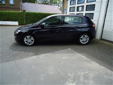 Peugeot 308 - 1.6 HDi Active