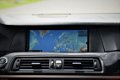 BMW 5-serie Touring - 520i aut8 High Exe PanoDak Camera 18-inch Zw-Hemel Alarm3 Sport-Aut - 1 - Thumbnail