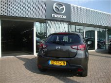 Mazda 2 - 2 1.5 Skyactiv-G Intro Edition Automaat / NAVI / CRUISE / 15"LM / TREKHAAK / RIJKLAARPRIJS