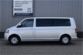 Volkswagen T5 - Caravelle 2.0TDI 102PK L2 Comfortline 9 Persoons, PDC, cruise control, airco, trekha - 1 - Thumbnail