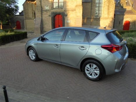 Toyota Auris - 1.8 Hybrid 136pk CVT Dynamic Edition bij specialist - 1