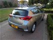 Toyota Auris - 1.8 Hybrid 136pk CVT Dynamic Edition bij specialist - 1 - Thumbnail