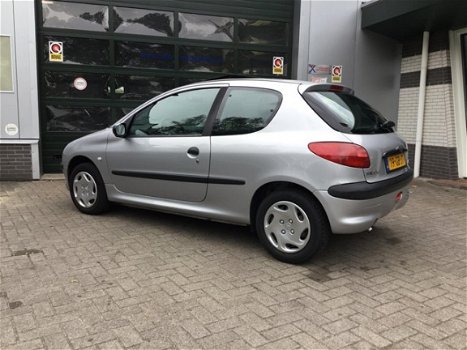 Peugeot 206 - 1.4 XT Automaat - 1