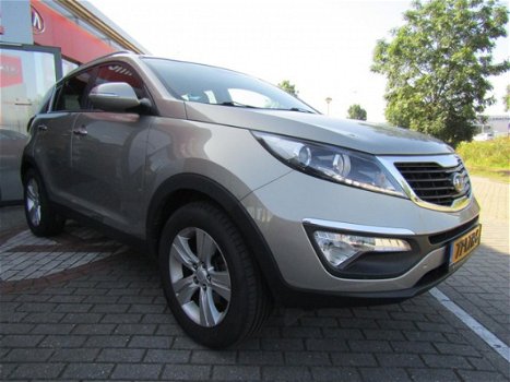 Kia Sportage - 2.0 X-ecutive - 1900 kg trekgewicht - 1