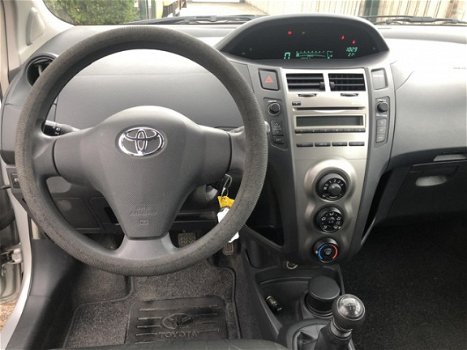 Toyota Yaris - 1.3 VVTi Comfort AIRCO - 1