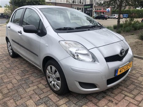 Toyota Yaris - 1.3 VVTi Comfort AIRCO - 1