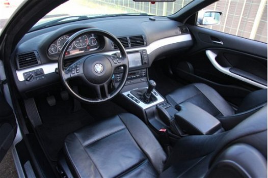 BMW 3-serie Cabrio - 318Ci Executive Navigatie/camera/Leder Youngtimer - 1