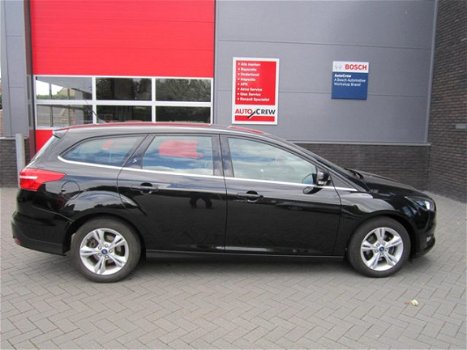 Ford Focus Wagon - 1.0 Titanium Edition - 1