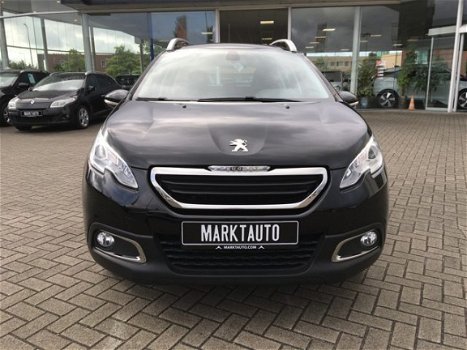 Peugeot 2008 - 1.2 Executive, NAVI PDC BLuetooth Cruise - 1