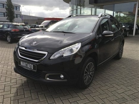 Peugeot 2008 - 1.2 Executive, NAVI PDC BLuetooth Cruise - 1