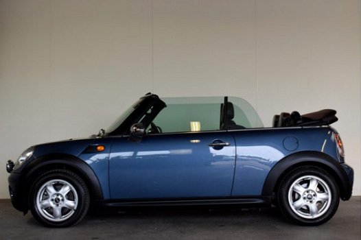 Mini Mini Cabrio - 1.6 Cooper LEER/STOELVERW./CRUISE/AIRCO - 1