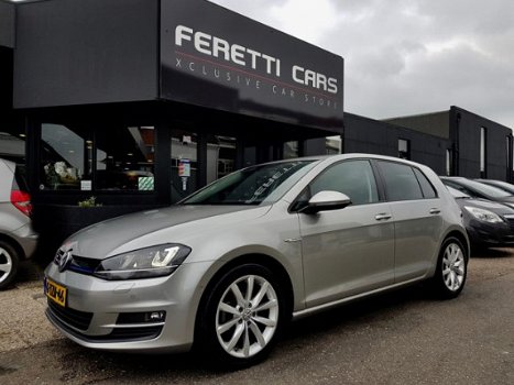 Volkswagen Golf - 1.6 TDI BLUEMOTION EDITION NAVI XENON LED 6VERSN LMV PDC SL.115d.KM - 1