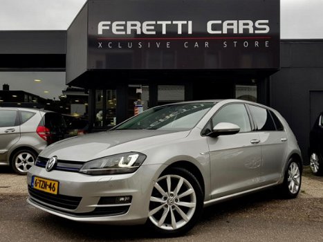 Volkswagen Golf - 1.6 TDI BLUEMOTION EDITION NAVI XENON LED 6VERSN LMV PDC SL.115d.KM - 1