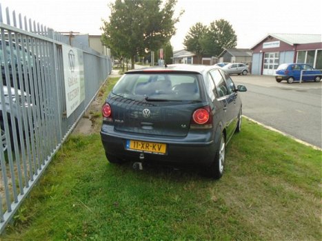 Volkswagen Polo - 1.4-16V Optive met een nieuwe apk keuring - 1