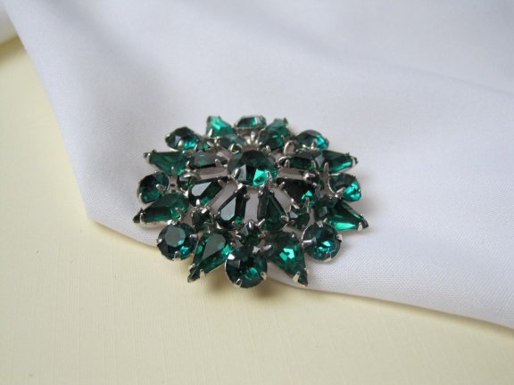 Broche zilverkleurig met smaragd groene kristal rijnstenen 4.0 cm - Afbeelding 4