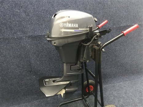 Yamaha F8 met afstand bediening kortstaart - 2