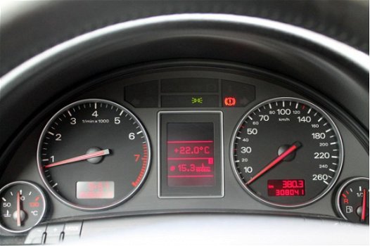 Audi A4 Avant - 2.0 *Airco/Cruise/Trekhaak - 1