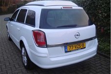 Opel Astra - 1.7 CDTi Enjoy