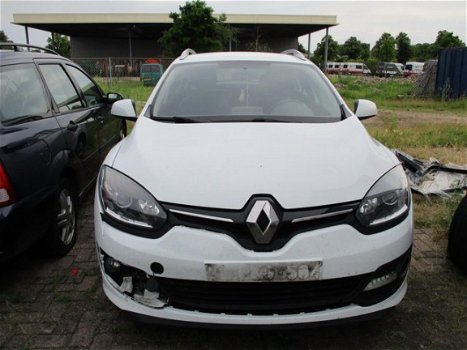 Renault Mégane Estate - 1.5 dCi Zen Met ECC/Navigatie/PDC/6BAK - 1