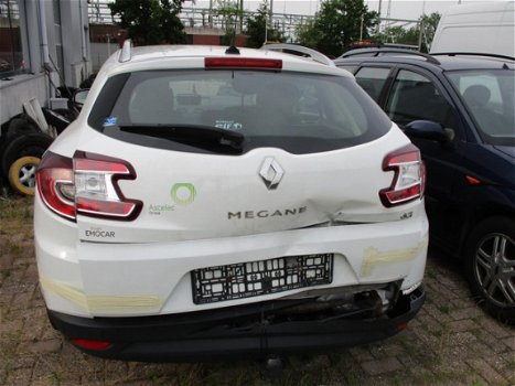 Renault Mégane Estate - 1.5 dCi Zen Met ECC/Navigatie/PDC/6BAK - 1