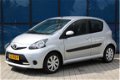 Toyota Aygo - 1.0 VVT-i Aspiration | 5DEUR | LED | AC | 1E EIG | NL-AUTO | - 1 - Thumbnail