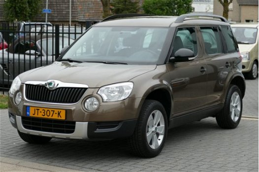 Skoda Yeti - 1.2 TSI Elegance BJ2012, Trekhaak, Navi, Airco, Cruise, LM Velgen - 1