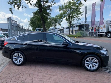 BMW 5-serie Gran Turismo - 535xi High Executive Airco/ECC, Navigatie, Panoramadak - 1