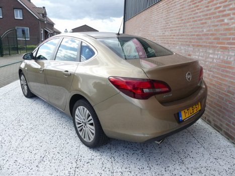 Opel Astra - 1.4T Automaat Design Edition (Volledig rijklaar incl. garantie) - 1