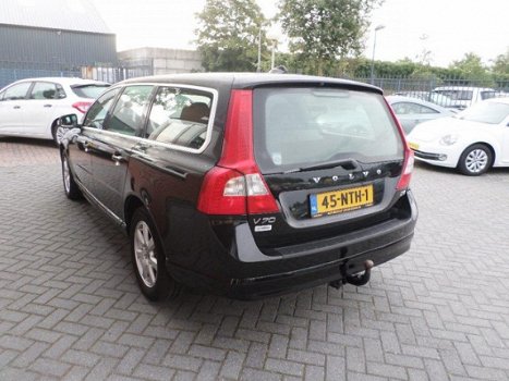 Volvo V70 - 2.0 D3 Kinetic APK tm 01-2021 - 1