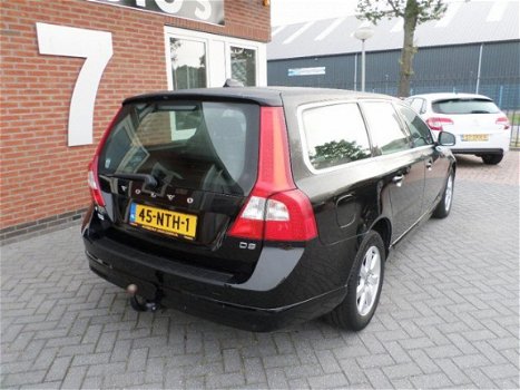 Volvo V70 - 2.0 D3 Kinetic APK tm 01-2021 - 1