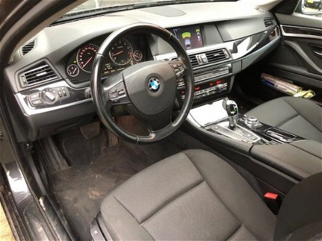 BMW 5-serie - 3.0 I 523 Executive Navigatie, Cruise control - 1