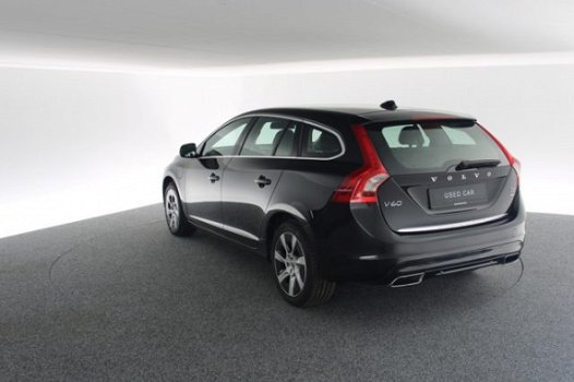 Volvo V60 - Plug in Hybrid D6 Summum AWD 285pk (10jr Hybrid Accu Garantie*) - 1