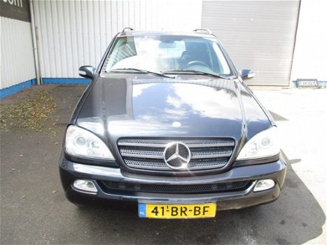 Mercedes-Benz M-klasse - ML 270 CDi , Youngtimer, Grijs kenteken - 1