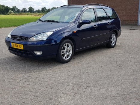 Ford Focus Wagon - 1.6-16V Collection - 1