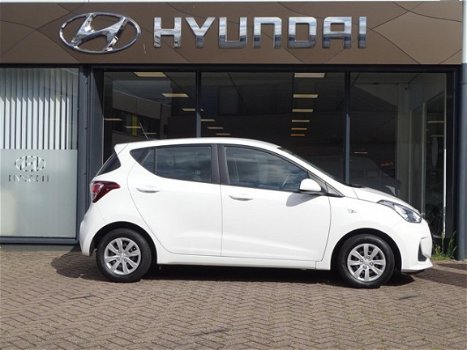 Hyundai i10 - 1.0i Comfort * Navigatie / Cruise / Airco - 1