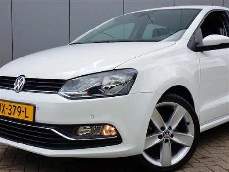 Volkswagen Polo - 1.4 TDI 90PK 5D Comfl. Connected Series 17