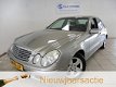 Mercedes-Benz E-klasse - 240 Elegance / NL AUTO / AUT. / PDC / +++ - 1 - Thumbnail