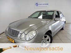 Mercedes-Benz E-klasse - 240 Elegance / NL AUTO / AUT. / PDC / +++