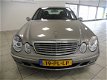 Mercedes-Benz E-klasse - 240 Elegance / NL AUTO / AUT. / PDC / +++ - 1 - Thumbnail