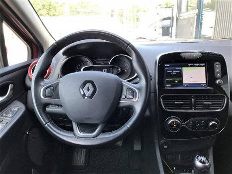 Renault Clio Estate - 1.2 TCE 120PK Intens (NAVI|LEDER|CAMERA) - 1