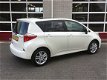 Toyota Verso S - 1.3 VVT-i Aspiration | AUTOMAAT | ACHTERUITRIJD CAMERA | - 1 - Thumbnail