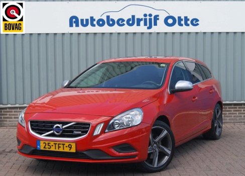 Volvo V60 - T4 1.6 R-Design 132KW AUT6 - 1