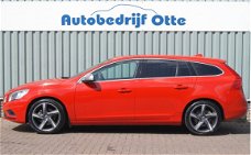 Volvo V60 - T4 1.6 R-Design 132KW AUT6