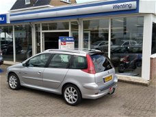 Peugeot 206 SW - 1.6-16V Quiksilver | Climate Control | Trekhaak | Dealer onderhouden | Zeer nette a