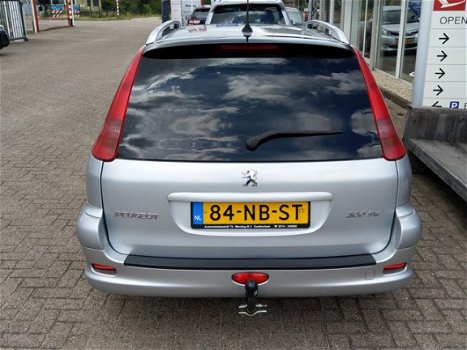 Peugeot 206 SW - 1.6-16V Quiksilver | Climate Control | Trekhaak | Dealer onderhouden | Zeer nette a - 1