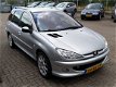 Peugeot 206 SW - 1.6-16V Quiksilver | Climate Control | Trekhaak | Dealer onderhouden | Zeer nette a - 1 - Thumbnail