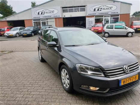 Volkswagen Passat Variant - 1.6 TDI Easyline BlueMotion bj 2011 / - 1