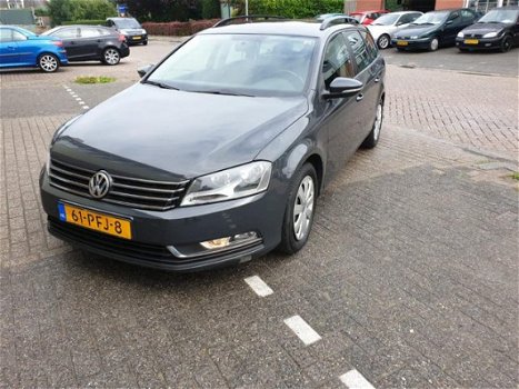 Volkswagen Passat Variant - 1.6 TDI Easyline BlueMotion bj 2011 / - 1