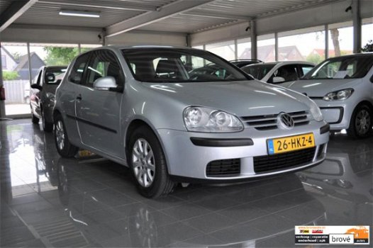 Volkswagen Golf - 1.6 16V FSI Comfortline - 1