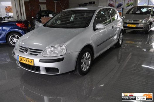 Volkswagen Golf - 1.6 16V FSI Comfortline - 1